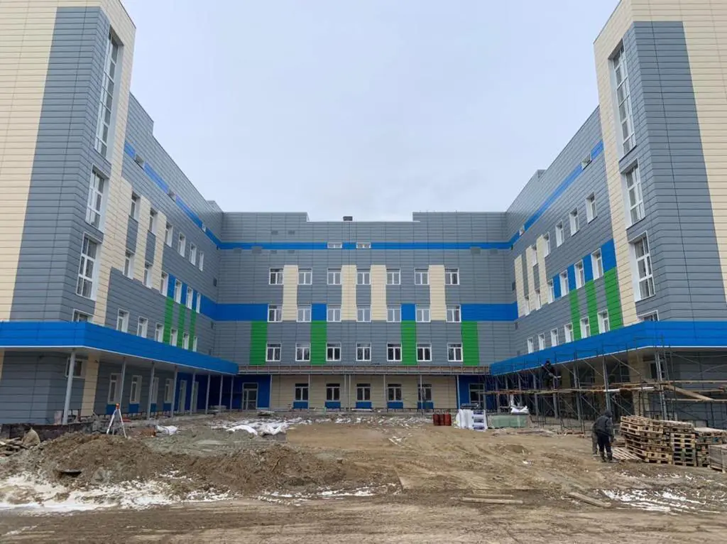 Поликлинику в Краснообске сдадут на год раньше