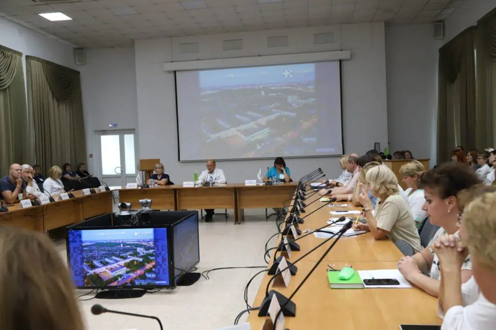 В областной больнице Новосибирска заявили о нехватке кадров