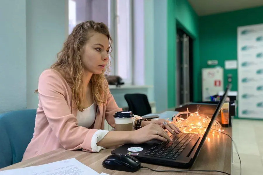 Хельга Пирогова* признана иностранным агентом