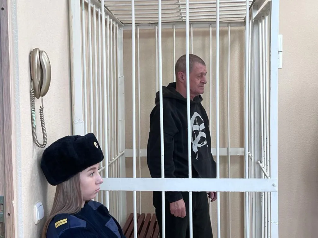 Мужчину, угрожавшего терактом на параде Победы, осудили в Новосибирске