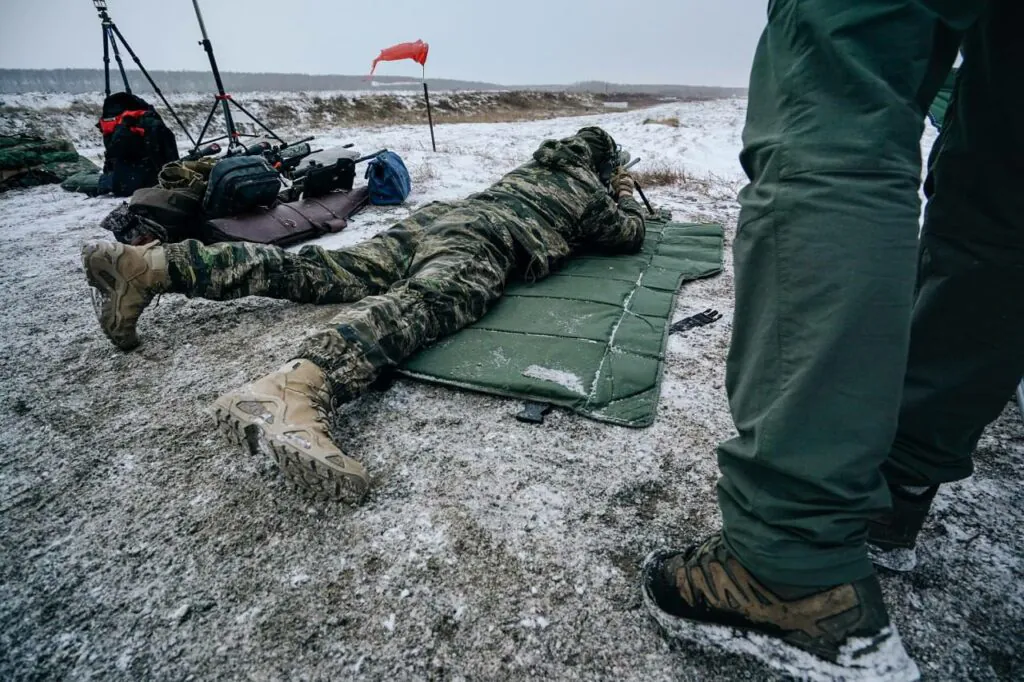 На полигоне в Кольцово прошли соревнования по тактическому снайпингу