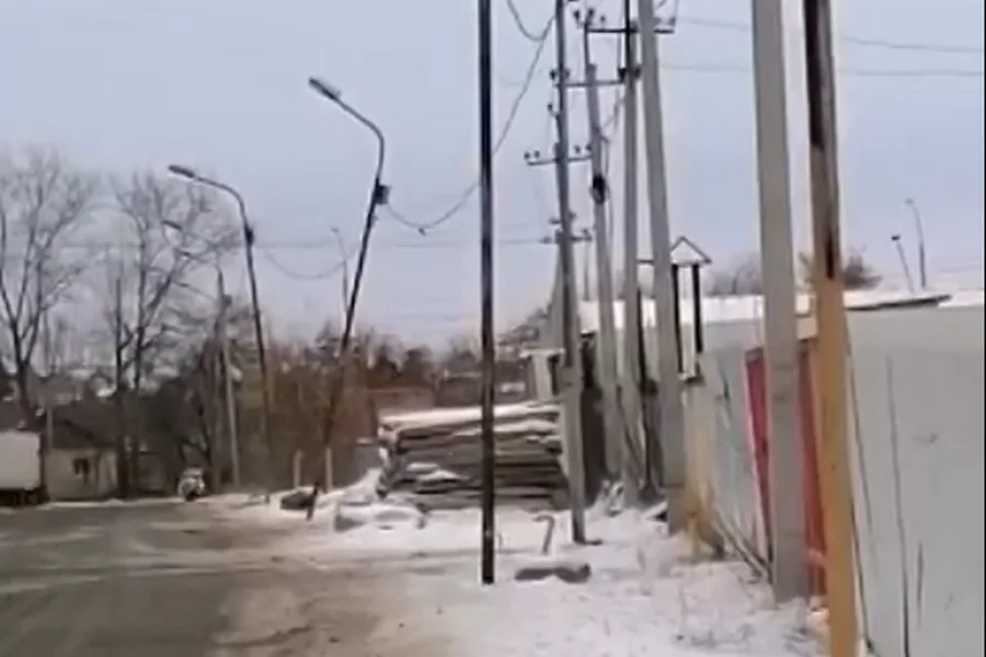 Ограничитель для фур демонтировали в новосибирском жилмассиве «Хилокский»