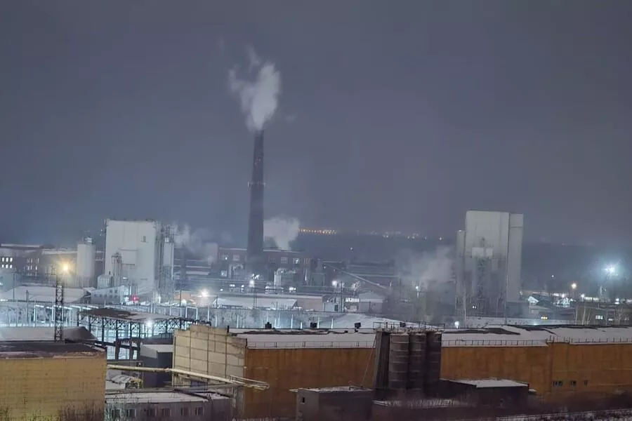 В Новосибирске тема выбросов на «Весеннем» дошла до Росгидромета и Заксобрания