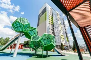 Новый жилой комплекс в пригороде Новосибирска подключили к электросети